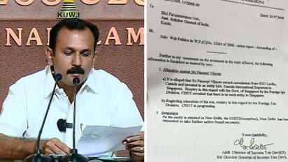 ഉദ്ദിഷ്ടകാര്യത്തിന് ഉപകാരസ്മരണ,ലാവലിനില് ക്ളീന്ചിറ്റ് നല്കിയ ഐ.ടി.ഉദ്യോഗസ്ഥന് മുഖ്യമന്ത്രിയുടെ സ്റ്റാഫില്