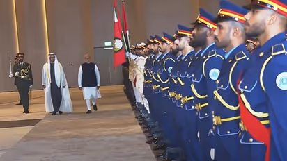 அபுதாபியில் பிரதமர் மோடிக்கு ராணுவ மரியாதையுடன் வரவேற்பு.. அவர் பயணத்தின் நோக்கம் என்ன? முழு விவரம்!