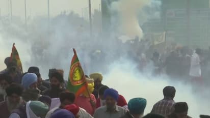 ദില്ലി ചലോ മാര്ച്ചിൽ സംഘർഷം തുടരുന്നു; ശംഭു അതിർത്തിയിൽ പൊലീസും കർഷകരും നേർക്കുനേർ, ഖനൗരിയിൽ ലാത്തിചാർജ്