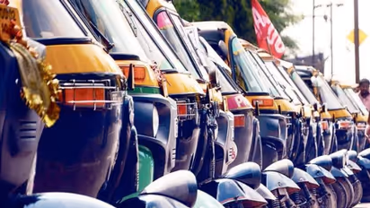 'മൂന്നര കിലോ മീറ്ററിന് വാങ്ങിയത് 120 രൂപ': യാത്രക്കാരന്റെ പരാതിയില് ഓട്ടോകാരന് വമ്പന് പണി