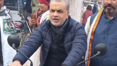 Former PM Lal Bahadur Shastri's grandson Vibhakar Shastri joins BJP after quitting Congress