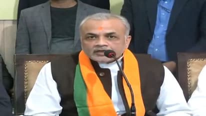 முன்னாள் பிரதமர் லால் பகதூர் சாஸ்திரியின் பேரன் பாஜகவில் இணைந்தார்!