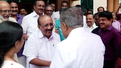 'കെ സുധാകരനെ നിയന്ത്രിക്കുന്നത് പ്രത്യേക ലോബി', ബാബു ജോര്ജും സജി ചാക്കോയും കോണ്ഗ്രസ് വിട്ട് സിപിഎമ്മില്