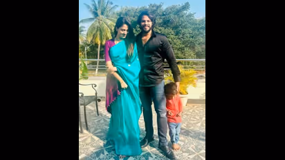 ನೀ ಜೊತೆಗಿದ್ದರೆ ಜೀವನವೇ ಸುಂದರ, 'ದೇವತೆಯಂಥ' ಹೆಂಡ್ತಿಗೆ ಬರ್ತ್ ಡೇ ವಿಶ್ ಮಾಡಿದ ನಿಖಿಲ್ ಕುಮಾರಸ್ವಾಮಿ!