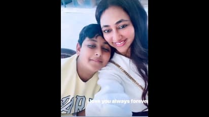 ಮಗನ ಜೊತೆ ವಿಜಯಲಕ್ಷ್ಮಿ ದರ್ಶನ್ ವ್ಯಾಲೆಂಟೈನ್ಸ್ ಡೇ ಫೋಟೋ; ಬಾಸ್‌ ಫೋಟೋ ಎಲ್ಲಿ ಎಂದು ಪ್ರಶ್ನಿಸಿದ ನೆಟ್ಟಿಗರು!