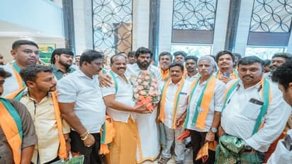 பாஜகவில் இணைந்த கோவை திமுகவினர்!