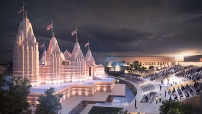 துபாயின் முதல் இந்து கோவில்.. கோவிலின் அமைப்பு முதல் சிறப்பு அம்சங்கள் வரை.. முழு தகவல்கள் இதோ!!