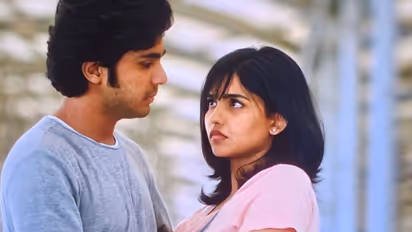 അമ്പരപ്പിച്ച് പ്രേമലു, കൂടുതല് രാജ്യങ്ങളിലേക്ക്, കളക്ഷൻ തുക കേട്ട് ഞെട്ടി മോളിവുഡ്