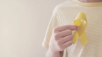 International Childhood Cancer Day 2024 : കുട്ടികളിലെ ക്യാൻസർ ; ഈ ലക്ഷണങ്ങള് അവഗണിക്കരുത്