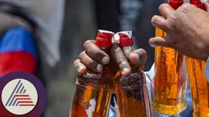 ಬೇಸಗೆ ಬಿಸಿಲು ಧಗೆ ಹೆಚ್ಚಾದಂತೆ ಬಿಯರ್ ಗೆ ಫುಲ್  ಡಿಮ್ಯಾಂಡ್! ದರ ಏರಿಕೆ ನಡುವೆ ಮುಗಿಬಿದ್ದು ಖರೀದಿಸುತ್ತಿರುವ ಮದ್ಯಪ್ರಿಯರು! 