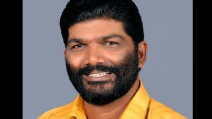 'നടുറോഡില് യുവതിയെ അപമാനിച്ചു'; പ്രസ് ക്ലബ് പ്രസിഡന്റ് എം. രാധാകൃഷ്ണനെ പ്രതി ചേർത്ത് വീണ്ടും കേസ്