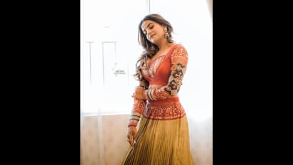 ಕಲರ್‌ಫುಲ್‌ ಲೆಹೆಂಗಾದಲ್ಲಿ ಬೊಂಬೆಯಂತೆ ಕಂಗೊಳಿಸಿದ ನಮ್ರತಾ ಗೌಡ: ಕಾರ್ತಿಕ್ ಜೊತೆ ಡೇಟಿಂಗ್ ಯಾವಾಗ ಎಂದ ಫ್ಯಾನ್ಸ್‌!