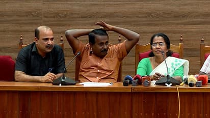 പൊതുപണം ചെലവിട്ട് ജില്ലാ പഞ്ചായത്ത് അംഗങ്ങളുടെ കശ്മീർ യാത്ര; ന്യായീകരിക്കാൻ വാർത്താസമ്മേളനം വിളിച്ച് കുടുങ്ങി