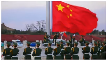 സൈനികന്റെ ഭാര്യയുമായി 'ഡേറ്റിംഗ്' ക്രിമിനല് കുറ്റം; ചൈനയില് യുവാവിന് 10 മാസം തടവ് !