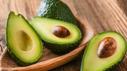 इम्यूनिटी के लिए बेस्ट: एवोकाडो पालक सूप की रेसिपी, तुरंत करें नोट