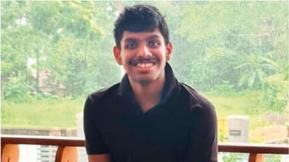 മുൾമുനയിൽ നിര്‍ത്തിയത് 24 മണിക്കൂറിലേറെ, ആശങ്കക്കൊടുവിൽ ആശ്വാസം; കാണാതായ മലയാളിയെ വിമാനത്താവളത്തിൽ കണ്ടെത്തി 