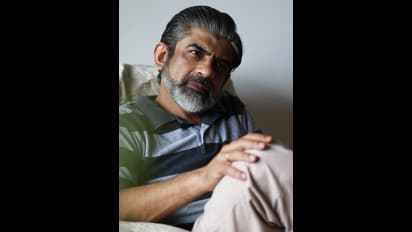  గుండెపోటుతో ప్రముఖ నటుడు కన్నుమూత.. సంతాపం తెలిపిన సోనూసూద్, వివేక్ అగ్నిహోత్రి..