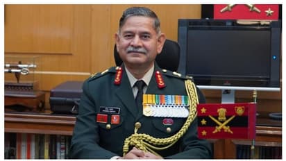 പുതിയ കരസേനാ ഉപമേധാവിയായി ലെഫ്റ്റനന്റ് ജനറൽ ഉപേന്ദ്ര ദ്വിവേദി സ്ഥാനം ഏറ്റെടുത്തു