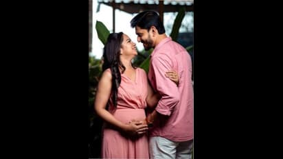 ಕುಟುಂಬ ದೊಡ್ಡದಾಗುತ್ತಿದೆ; ಸಿಹಿ ಸುದ್ದಿ ಕೊಟ್ಟ 'ಕಾವೇರಿ ಕನ್ನಡ ಮೀಡಿಯಂ' ನಟ ರಕ್ಷತ್! 