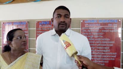 എയര്പോഡ് മോഷണം കീറാമുട്ടി: പാലാ നഗരസഭയിൽ ഇടതുമുന്നണിക്ക് തോൽവി, പരാതിക്കാരൻ തോറ്റത് നറുക്കെടുപ്പിൽ