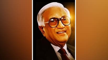 Binaca Geetmala host Ameen Sayani passes away aged 91 due to heart failure; Here's what we know