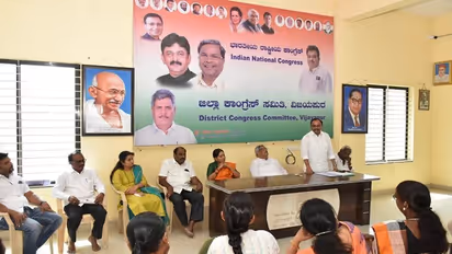 ಬೇರುಮಟ್ಟದಿಂದ ಕಾಂಗ್ರೆಸ್ ಪಕ್ಷ ಬಲಪಡಿಸೋಣ: ವಿಠ್ಠಲ ಕೊಳ್ಳುರ 