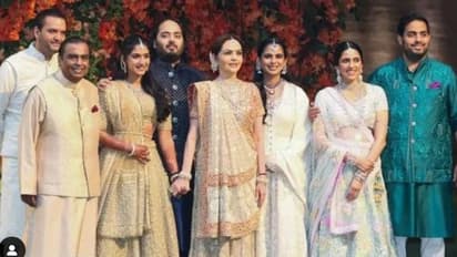 ಅನಂತ್- ರಾಧಿಕಾ ನಿಶ್ಚಿತಾರ್ಥಕ್ಕೆ ಉಂಗುರ ತಂದವರು ಅಂಬಾನಿ ಕುಟುಂಬಕ್ಕೆ ಅದೃಷ್ಟವಂತೆ, ಯಾರವರು ಗೆಸ್‌ ಮಾಡಿ!