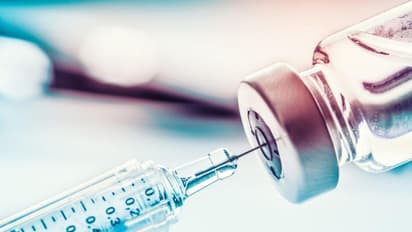 இதயத்தில் அடைப்பு.. கொரோனா தடுப்பூசியால் ஏற்படும் சில பக்கவிளைவுகள் - பகீர் கிளப்பும் ஆய்வின் முடிவு!