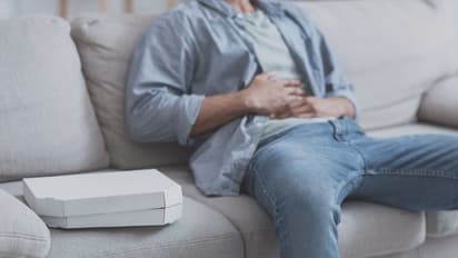 എപ്പോഴും ക്ഷീണവും ഒപ്പം വയറുവേദനയുമുണ്ടോ? ഈ രോഗത്തിന്റെ ലക്ഷണമാകാം...