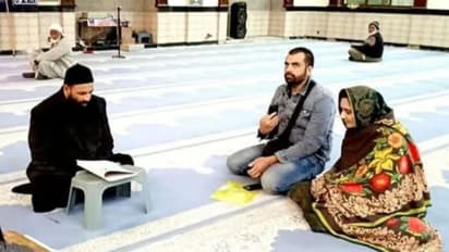 സൗഹൃദം പ്രണയമായി: പാക് യുവാവിനെ വിവാഹം കഴിച്ച് ഇന്ത്യന്‍ വംശജ; 'പുതിയ പേര് സൈനബ'