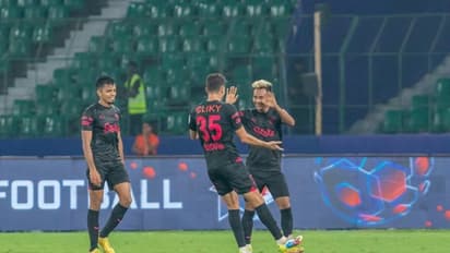 ISL 2023-24: Kratky pleased with Mumbai City FC's show in win over Chennaiyin FC; WATCH highlights