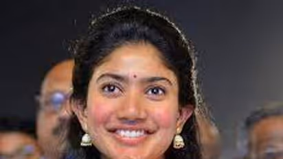 #Saipallavi:భారీ రేటుకు నెట్ ప్లిక్స్ కు సాయి పల్లవి ఫిల్మ్,వివాదమే కలిసొచ్చిందా?