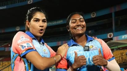 മുംബൈയുടെ തലവര മാറ്റിയ ഒരൊറ്റ സിക്സ്, മലയാളി താരം സജ്ന മുംബൈയുടെ പൊള്ളാര്ഡെന്ന് സഹതാരം