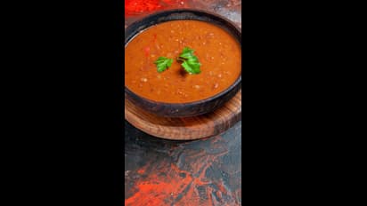 உங்க வீட்ல உருளைக்கிழங்கு இருக்கா?! இந்த மாதிரி கிரேவி செய்ங்க.. இட்லி தோசைக்கு செம்மையா இருக்கும்!