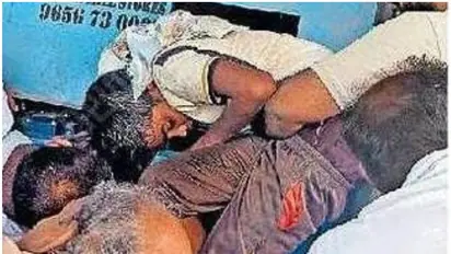 തേങ്ങ പൊളിക്കുന്ന യന്ത്രത്തിൽ കൈ കുടുങ്ങി, വേദനയിൽ പുളഞ്ഞ് 12കാരൻ; സാഹസികമായി രക്ഷപ്പെടുത്തി ഫയ‍ർഫോഴ്സ്