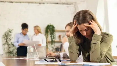 7 stress-reducing food items to feel better