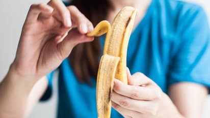 രാവിലെ വെറുംവയറ്റില് ഈ പഴങ്ങള് കഴിക്കാറുണ്ടോ? എങ്കില്, ഉറപ്പായും നിങ്ങള് ഇതറിയണം...