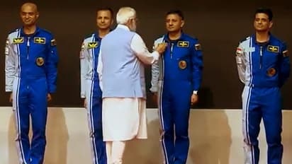 Gaganyaan Mission: PM मोदी ने किया 4 एस्ट्रोनॉट्स के नाम का ऐलान,जानें कौन स्पेस में बढ़ाएंगे भारत की शान
