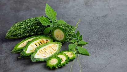 5 foods you should avoid eating with bitter gourd