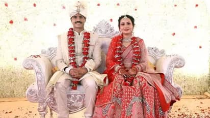 IAS Riya Dabi wedding: टीना डाबी के बहन ने IPS मनीष कुमार संग जयपुर में की शादी, तस्वीरें सोशल मीडिया पर वायरल
