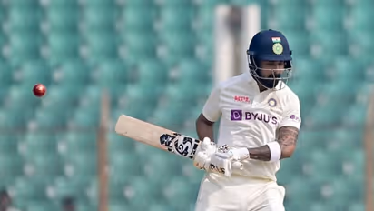 കെ എല് രാഹുല് തിരിച്ചെത്തിയാല് തീര്ന്നു; വമ്പന് പ്രതീക്ഷയുമായെത്തിയ താരം ടീമിന് പുറത്തേക്ക്