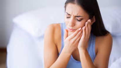 പല്ലുവേദന അകറ്റാന് വീട്ടില് തന്നെ ചെയ്യാവുന്ന ചില പൊടിക്കൈകള്...