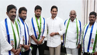 మెడబట్టుకుని గెంటేసినంత చేశారు : చంద్రబాబు, లోకేష్లపై గొల్లపల్లి సూర్యారావు సంచలన వ్యాఖ్యలు