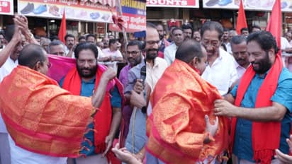 തിരുവനന്തപുരത്ത് ബിജെപി ജില്ലാ കമ്മിറ്റിയംഗം സിപിഎമ്മിൽ ചേർന്നു, തെരഞ്ഞെടുപ്പ് പ്രചരണത്തിൽ സജീവം