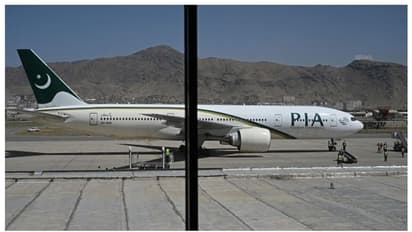 'നന്ദിയുണ്ട് സാറേ'; കാനഡയില്‍ പറന്നിറങ്ങിയ പാക് എയര്‍ഹോസ്റ്റസ് മുങ്ങി !