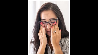 என்ன மழைநீர் பார்வையை பாதிக்குமா? கண்களை பாதுகாக்க 'இத' கட்டாயம் பண்ணுங்க..!