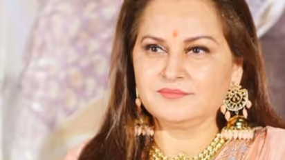 നടി ജയപ്രദയെ അറസ്റ്റ് ചെയ്ത് ഹാജരാക്കാൻ ഉത്തരവിട്ട് കോടതി