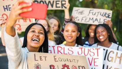 International Women's Day 2024 :എന്തിന് നമുക്കൊരു വനിതാ ദിനം? സ്ത്രീകൾക്ക് മാത്രം അങ്ങനെയൊരു ദിനം ആവശ്യമുണ്ടോ?