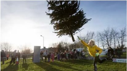 പത്രത്തില്‍ വന്ന ഒരൊറ്റ ഫോട്ടോ, കിട്ടിയത് 'മുട്ടൻ പണി'; യുവതിക്ക് ഏഴ് കോടി രൂപ നഷ്ടമായി