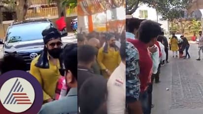 ಬಳ್ಳಾರಿಯಲ್ಲಿ ರಾಕಿಂಗ್ ಸ್ಟಾರ್ ಅಬ್ಬರ; ಯಶ್ ನೋಡಲು ಮುಗಿಬಿದ್ದ ಅಭಿಮಾನಿಗಳು!
